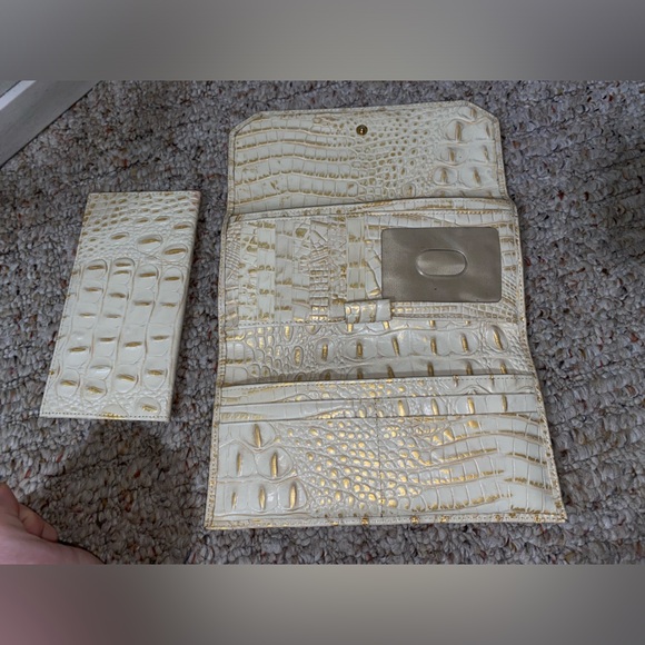 Soft Checkbook Wallet - Picture 7 of 10